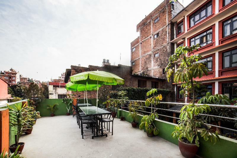 Oyo 239 Hotel Kuti Kathmandu Exterior photo