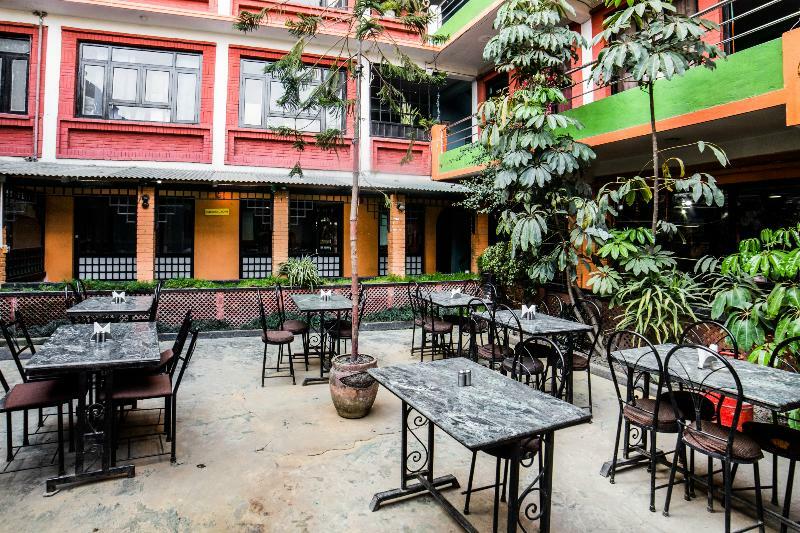 Oyo 239 Hotel Kuti Kathmandu Exterior photo